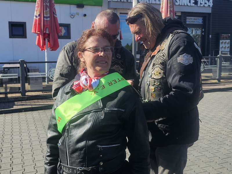 Größer anzeigen...