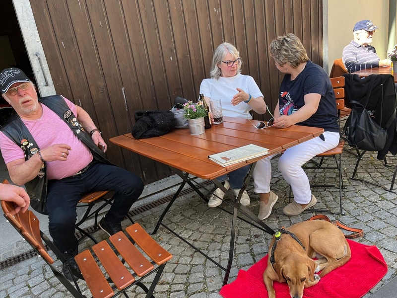 Größer anzeigen...