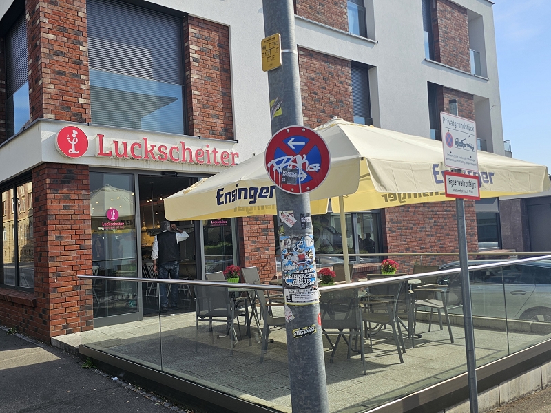 Größer anzeigen...