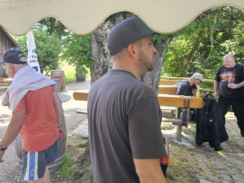 Größer anzeigen...