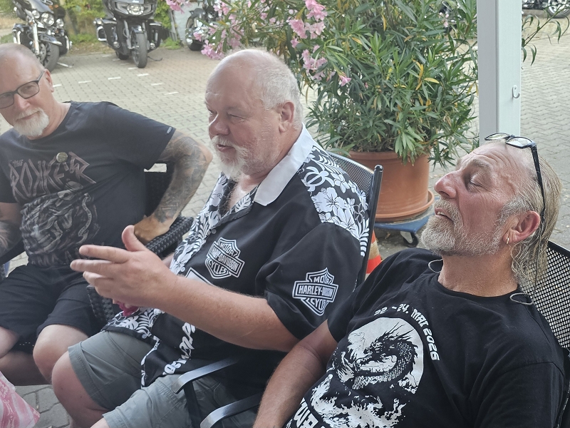 Größer anzeigen...